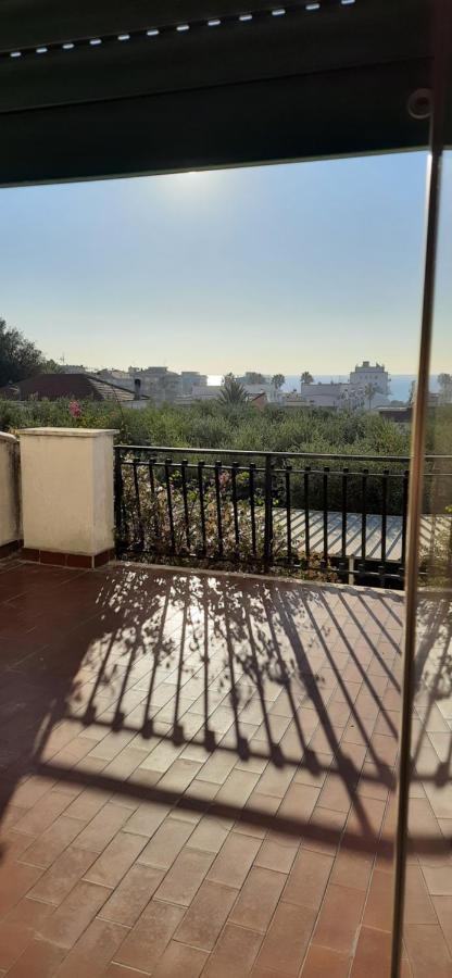 Bike And Breakfast Apartments Pietra Ligure Zewnętrze zdjęcie